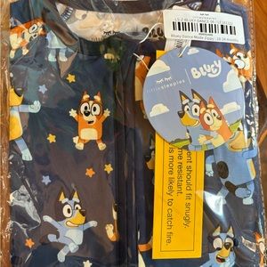 Little sleepies - Bluey zippy